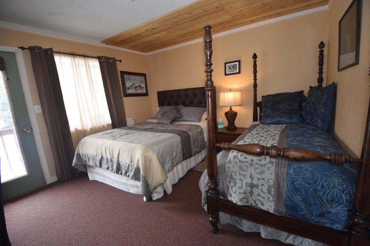 Alaska Grizzly Lodge Fairbanks Bagian luar foto
