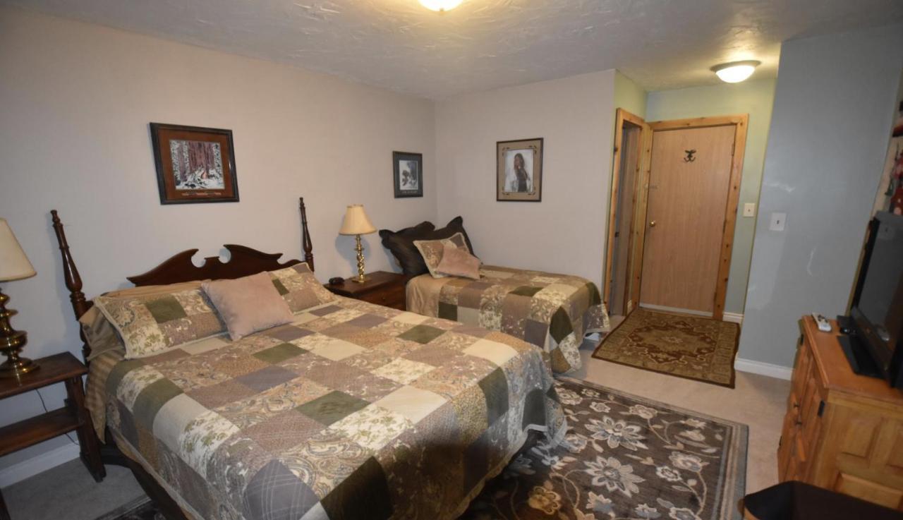 Alaska Grizzly Lodge Fairbanks Bagian luar foto